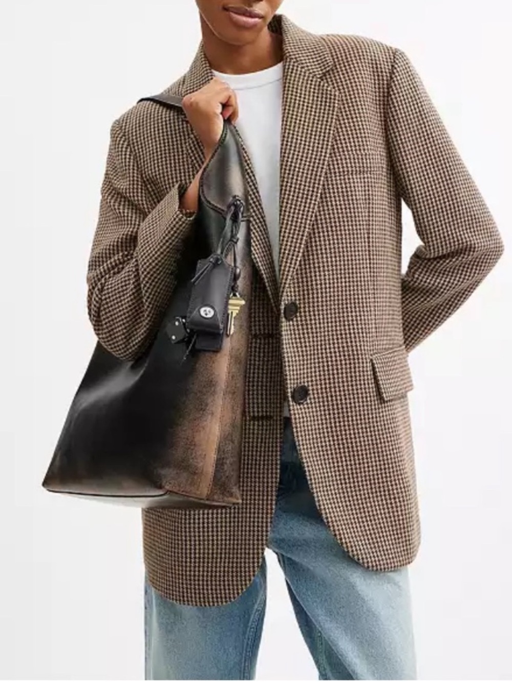 Coach Brooklyn 39 in Loved Leather With Charm Bundle - Picture 3 of 11